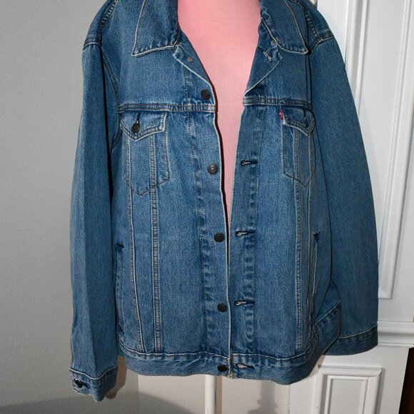 Levi Strauss Jean Jacket Size 2XL Excellent Condition  Details:  100% Cotton  Bu - Picture 4 of 5